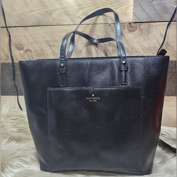 Kate Spade New York Lalena Tote. EUC - Picture 1 of 13